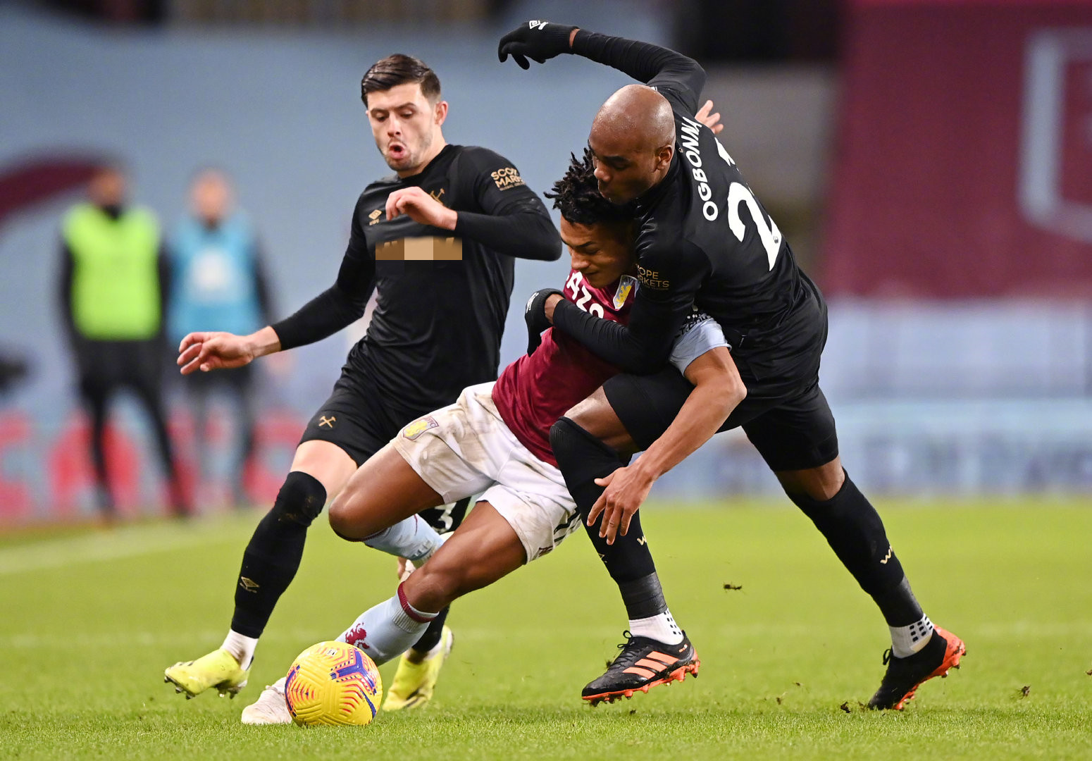 大约与缅甸 大约与缅甸